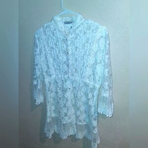 Hugging Kisses Lace Floral 3/4 Bell Sleeve Top White Bridal L